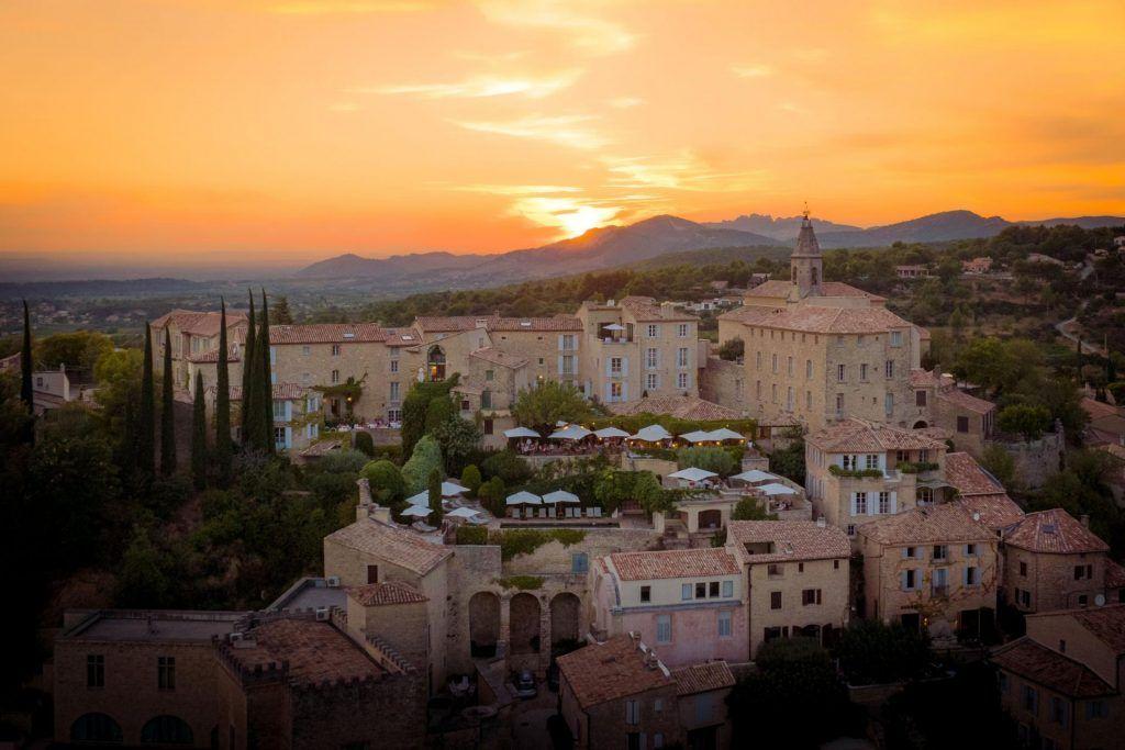 Chauffeur privé Crillon le Brave